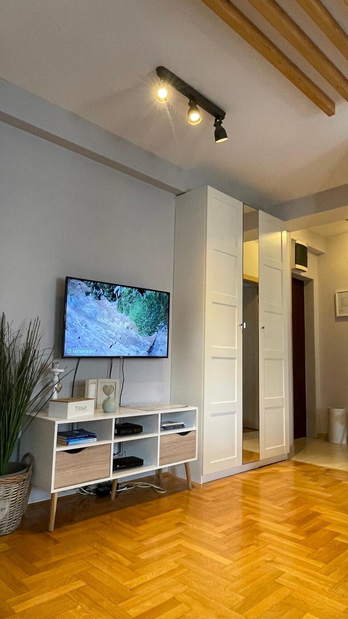 Apartment Cerska Mrb Belgrado Buitenkant foto